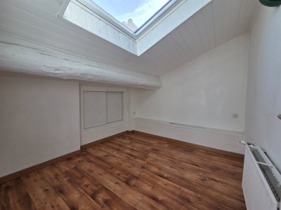APPARTEMENT T2 A VENDRE - ST ETIENNE CENTRE VILLE - 50.6 m2 - 49 000 &euro;