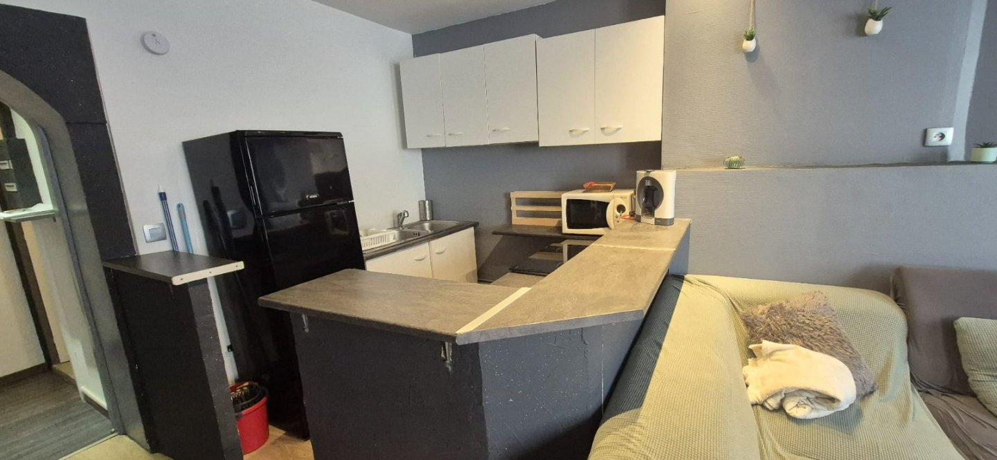 APPARTEMENT T2 A VENDRE - ST ETIENNE CHAVANELLE - 43 m2 - 45�000�&euro;