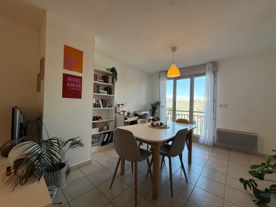Appartement T2 avec balcon garage cité du design A VENDRE - ST ETIENNE Cité du Design - 51 m2 - 118 000 &euro;