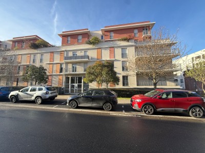 Appartement T2 avec balcon garage cité du design A VENDRE - ST ETIENNE Cité du Design - 51 m2 - 118 000 &euro;