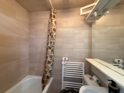 Appartement t2 avec terrasse centre ville A VENDRE - ST ETIENNE COLLINE DES PERES - 40.66 m2 - 75 000 €