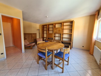 APPARTEMENT T2 A VENDRE - ST ETIENNE FACULTE   CENTRE DEUX - 45.1 m2 - 83000€