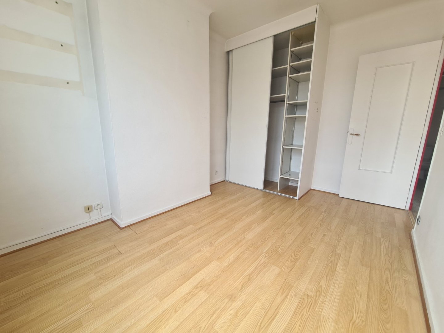 APPARTEMENT T2 - ST ETIENNE FACULTE   CENTRE DEUX - 35.79 m2 - VENDU