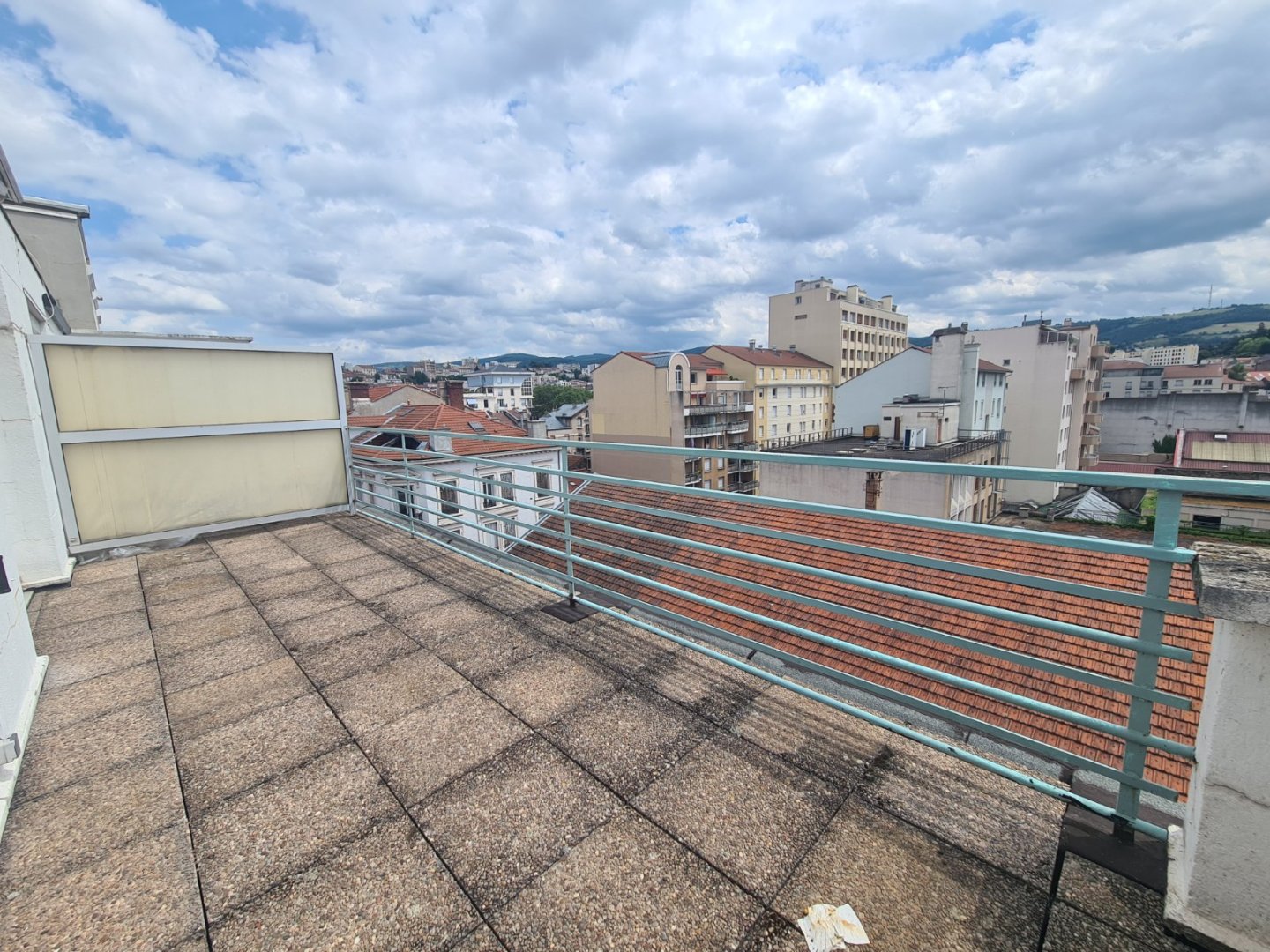 APPARTEMENT T2 - ST ETIENNE FACULTE   CENTRE DEUX - 35.79 m2 - VENDU
