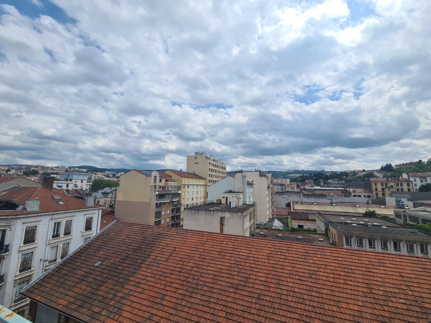 APPARTEMENT T2 - ST ETIENNE FACULTE   CENTRE DEUX - 35.79 m2 - VENDU