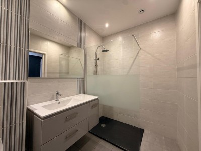 APPARTEMENT T2 A VENDRE - ST ETIENNE FAURIEL - 52.85 m2 - 86 000 €