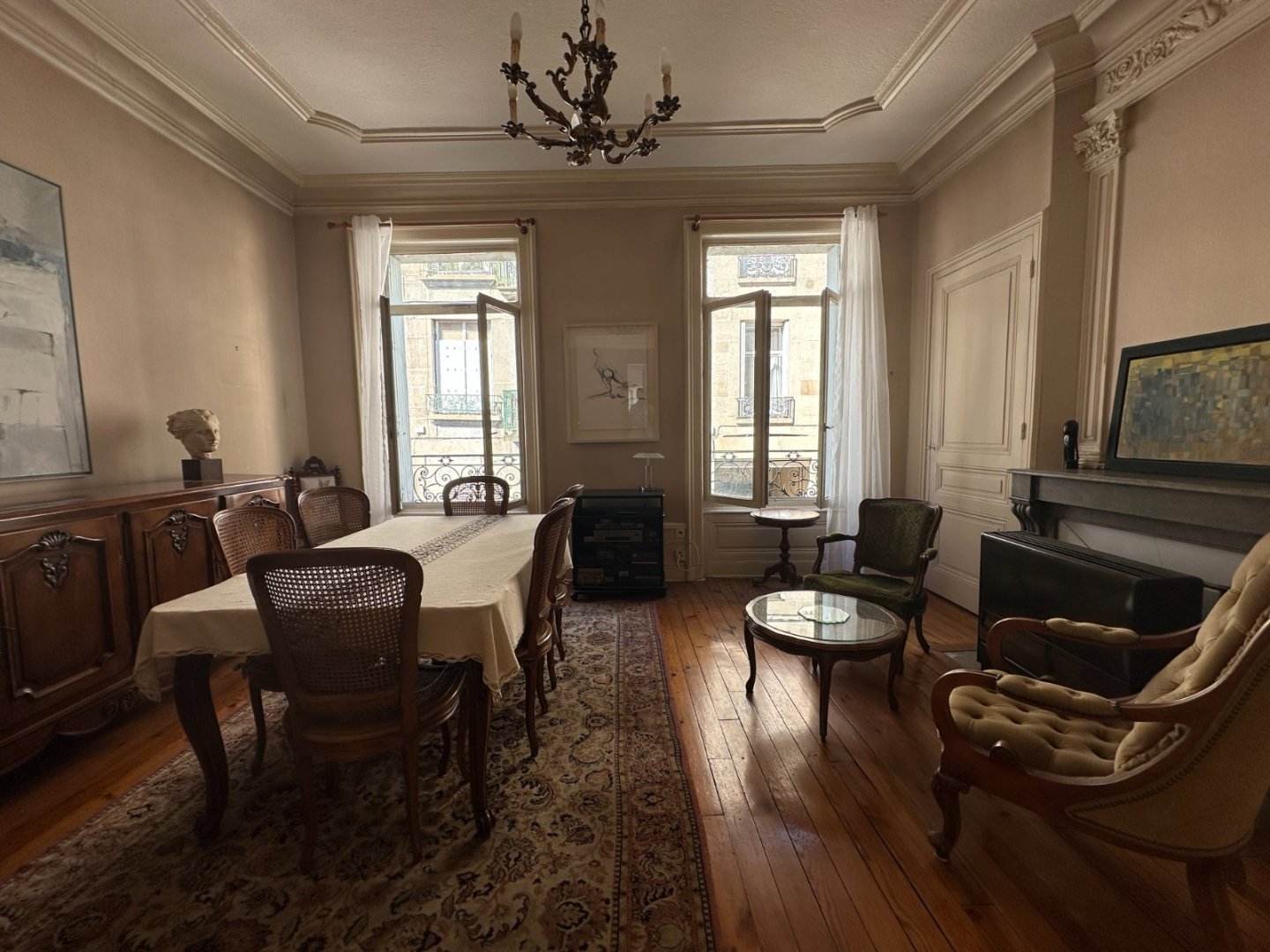 F2 de 67 m2 + atelier 35 m2 dans la cour - ST ETIENNE JACQUARD - 67 m2 - VENDU