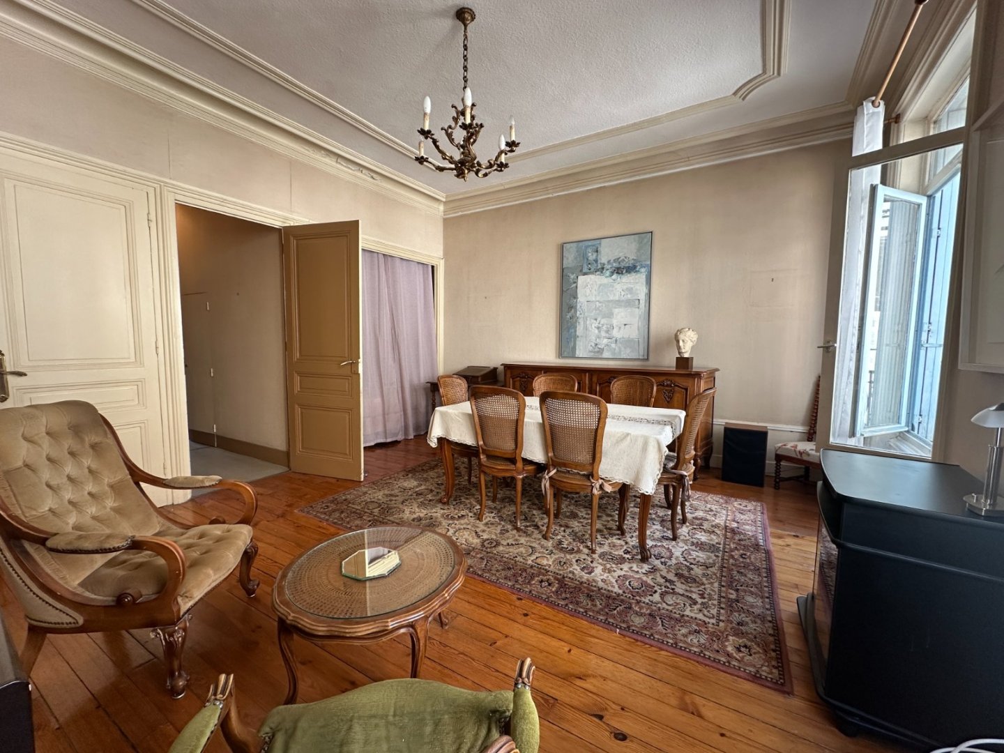 F2 de 67 m2 + atelier 35 m2 dans la cour - ST ETIENNE JACQUARD - 67 m2 - VENDU