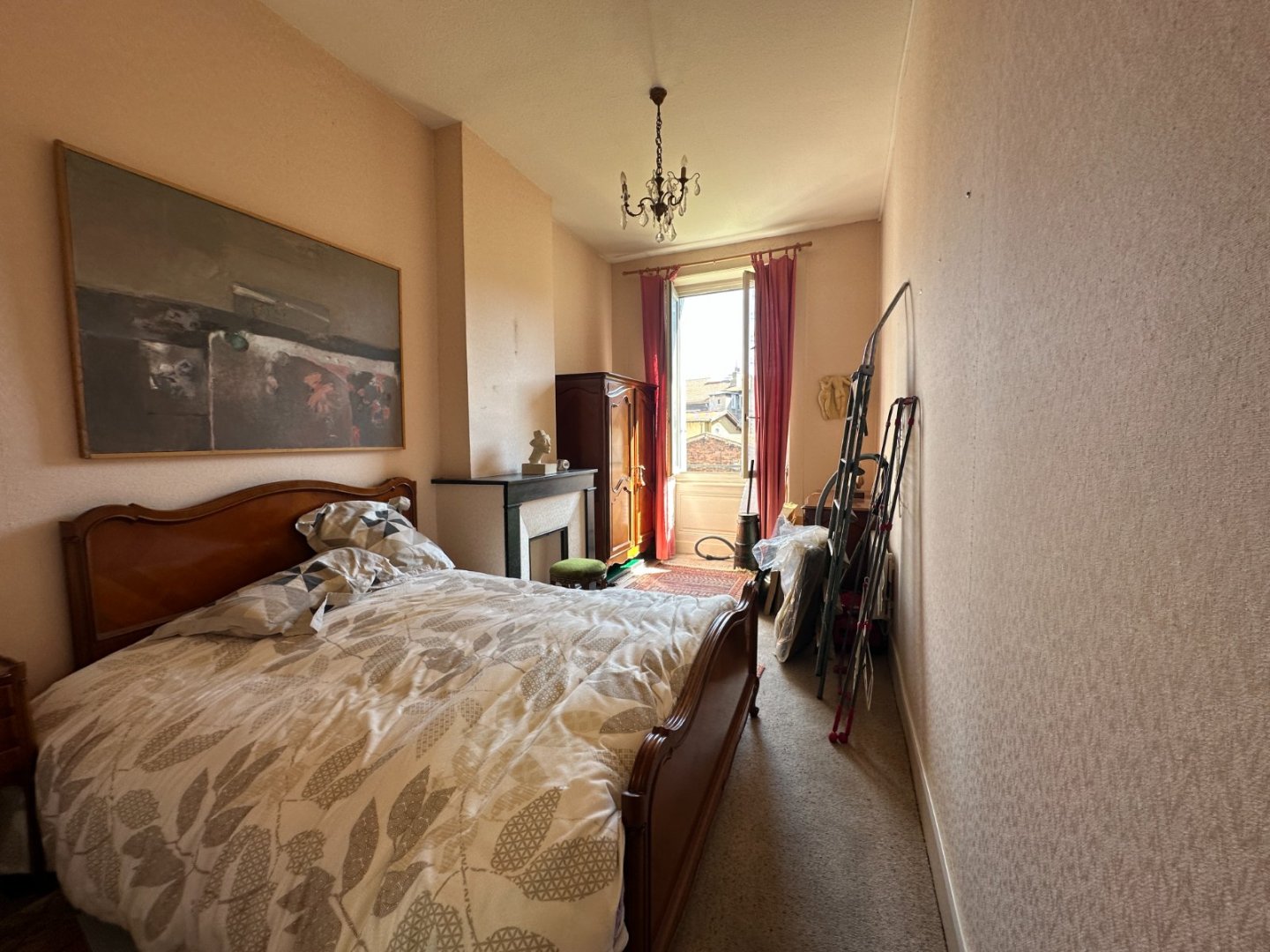 F2 de 67 m2 + atelier 35 m2 dans la cour - ST ETIENNE JACQUARD - 67 m2 - VENDU