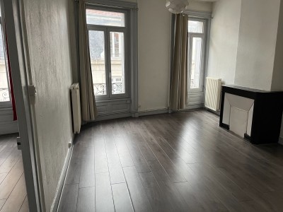 APPARTEMENT T2 A VENDRE - ST ETIENNE JACQUARD - 50 m2 - 70 000 €