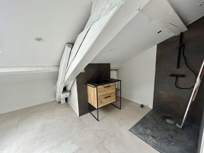 APPARTEMENT T2 A VENDRE - ST ETIENNE MONTHIEU - 60 m2 - 115000€