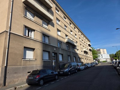 APPARTEMENT T2 - ST ETIENNE MONTPLAISIR - 55.46 m2 - 60 000 €