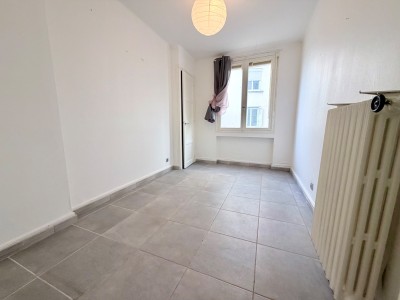 F2 secteur Bellevue A VENDRE - ST ETIENNE - 45.97 m2 - 45 000 €