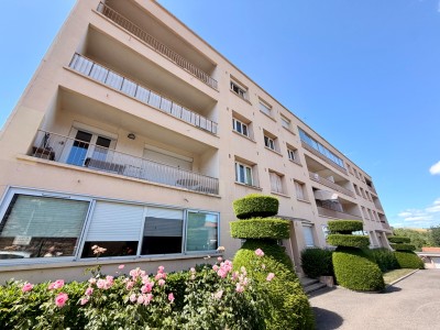 APPARTEMENT T2 A VENDRE - ST ETIENNE - 42.59 m2 - 40 000 €