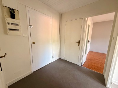 APPARTEMENT T2 A VENDRE - ST ETIENNE - 42.59 m2 - 40 000 €