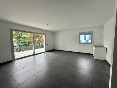 APPARTEMENT T2 A VENDRE - ST ETIENNE SOLAURE - 49.1 m2 - 155 000 &euro;