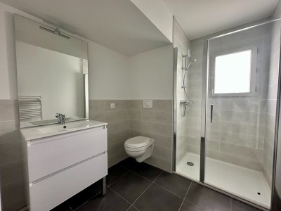 APPARTEMENT T2 A VENDRE - ST ETIENNE SOLAURE - 49.1 m2 - 155 000 &euro;