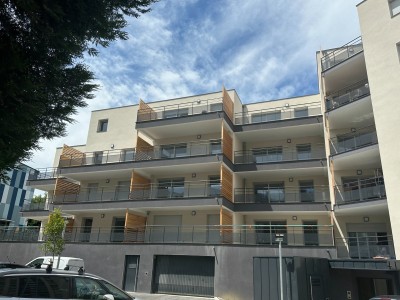 APPARTEMENT T2 A VENDRE - ST ETIENNE SOLAURE - 49.1 m2 - 155 000 &euro;