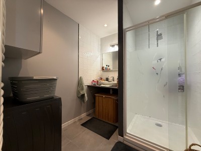 T2 entièrement rénové + terrasse Secteur Jomayère A VENDRE - ST ETIENNE SOLAURE - 80.37 m2 - 117 700 €