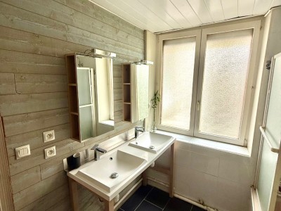 F2 idal investisseur ou 1er achat A VENDRE - ST ETIENNE valbenoite/Trefilerie - 70.52 m2 - 90000€