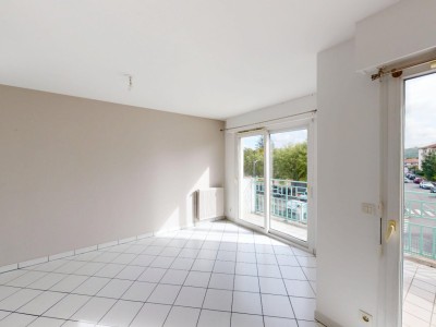 APPARTEMENT T2 A VENDRE - ST GENEST LERPT - 63.43 m2 - 171500€