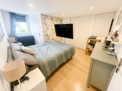 APPARTEMENT T2 A VENDRE - ST GENEST LERPT - 46 m2 - 129 000 &euro;