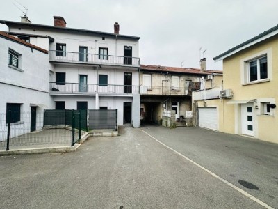 APPARTEMENT T3 A LOUER - CENTRE DE ROCHE LA MOLIERE - 53.87 m2 - 750€ charges comprises par mois