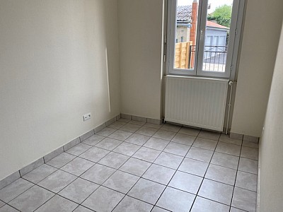 APPARTEMENT T3 - ROCHE LA MOLIERE - 59.15 m2 - LOUÉ