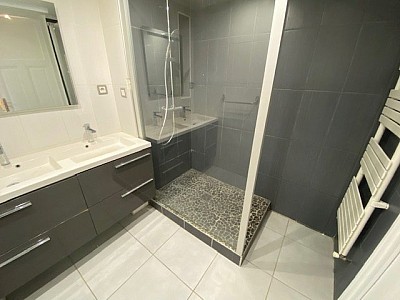 APPARTEMENT T3 A LOUER - ROCHE LA MOLIERE - 67.23 m2 - 630€ charges comprises par mois