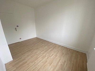 APPARTEMENT T3 A LOUER - ROCHE LA MOLIERE - 67.23 m2 - 630€ charges comprises par mois