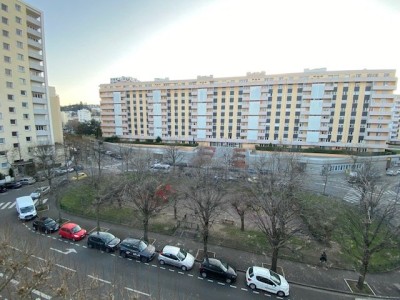 APPARTEMENT T3 - ST ETIENNE ARMEVILLE - 74 m2 - LOUÉ