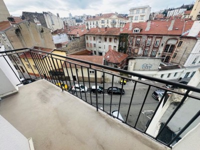 APPARTEMENT T3 A LOUER - ST ETIENNE BADOUILLERE/CENTRE VILLE - 77.7 m2 - 790€ charges comprises par mois