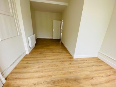 APPARTEMENT T3 - ST ETIENNE BADOUILLERE - 78.3 m2 - LOUÉ