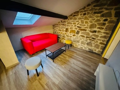 T3 Meubl� mansard� A LOUER - ST ETIENNE BAS FAURIEL / ST ROCH - 58.76 m2 - 600�&euro; charges comprises par mois