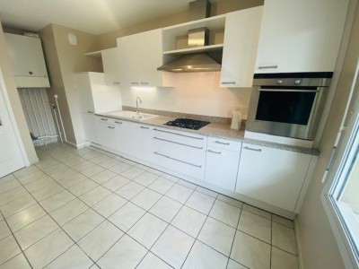 APPARTEMENT T3 - ST ETIENNE BELLEVUE - 72.18 m2 - LOUÉ