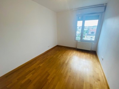 APPARTEMENT T3 - ST ETIENNE BELLEVUE - 72.18 m2 - LOUÉ