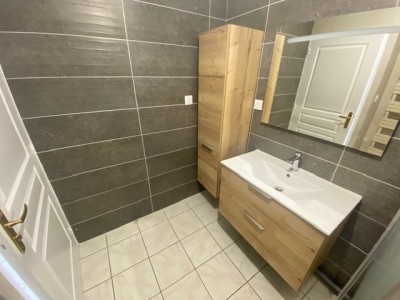APPARTEMENT T3 - ST ETIENNE BELLEVUE - 72.18 m2 - LOUÉ