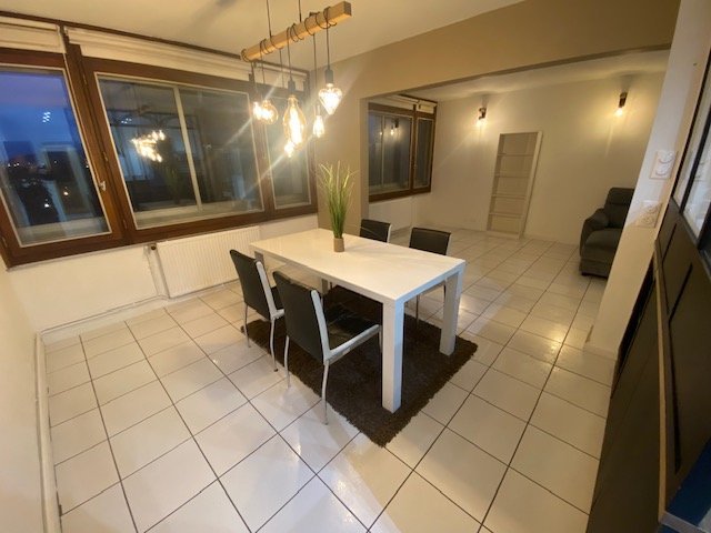 APPARTEMENT T3 - ST ETIENNE BERGSON - 91.48 m2 - LOU&Eacute;