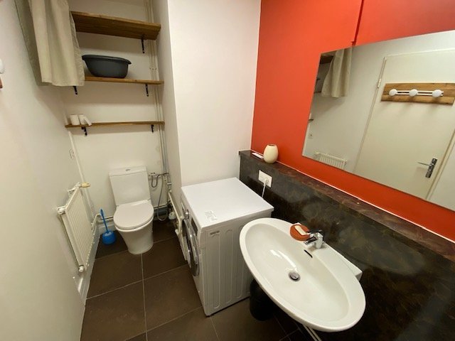 APPARTEMENT T3 - ST ETIENNE BERGSON - 91.48 m2 - LOU&Eacute;