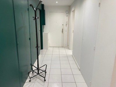 APPARTEMENT T3 A LOUER - ST ETIENNE BERGSON - 91.48 m2 - 875€ charges comprises par mois