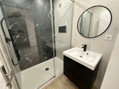 T3 BALCON GARAGE A LOUER - ST ETIENNE CENTRE DEUX/BELLEVUE - 60.15 m2 - 700 € charges comprises par mois