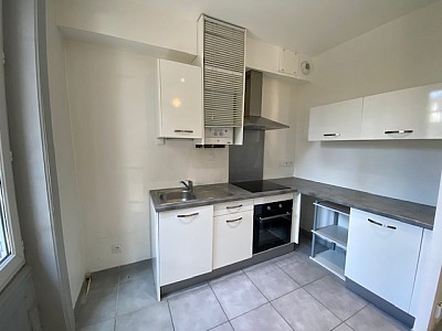APPARTEMENT T3 A LOUER - ST ETIENNE CENTRE DEUX / TREFILERIE - 53.92 m2 - 525€ charges comprises par mois