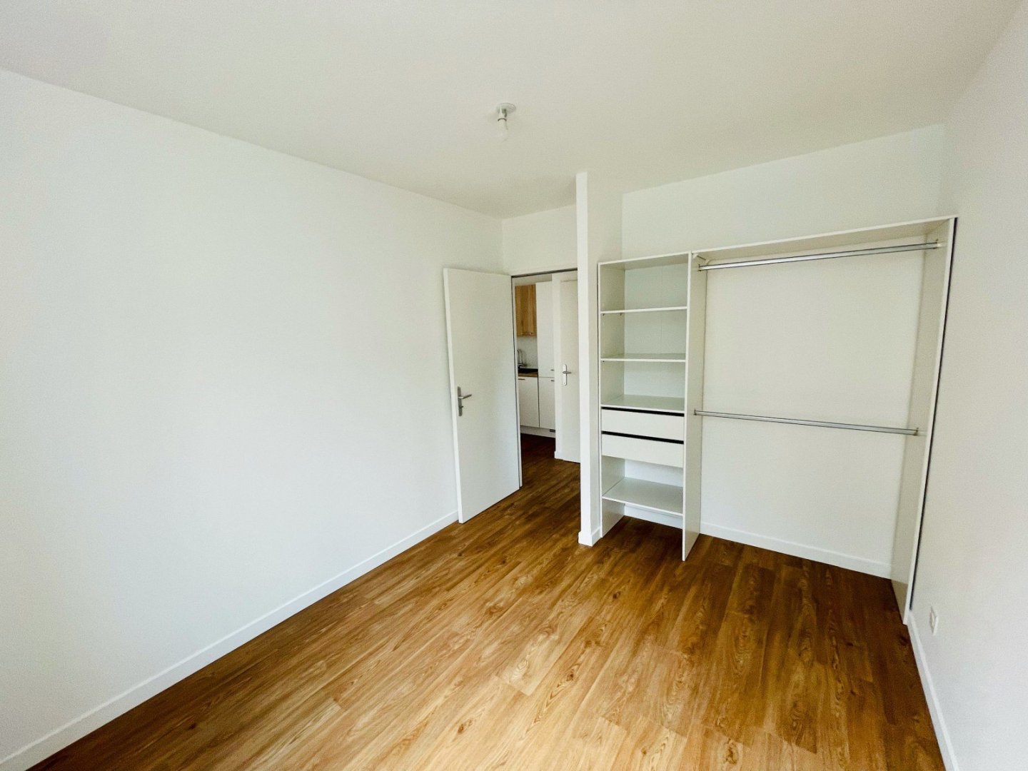 APPARTEMENT T3 - ST ETIENNE CENTRE - 58.98 m2 - LOU&Eacute;