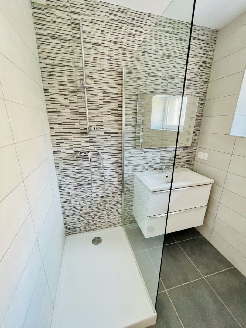 APPARTEMENT T3 - ST ETIENNE CENTRE - 58.98 m2 - LOU&Eacute;