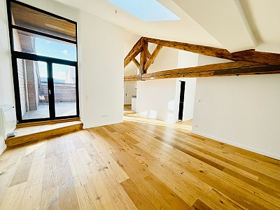 APPARTEMENT T3 A LOUER - ST ETIENNE CENTRE VILLE - 83.36 m2 - 915€ charges comprises par mois