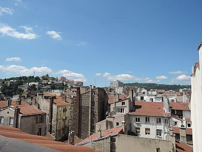 APPARTEMENT T3 A LOUER - ST ETIENNE CENTRE VILLE - 83.36 m2 - 915€ charges comprises par mois