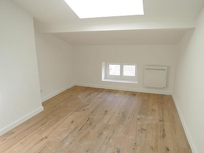 APPARTEMENT T3 A LOUER - ST ETIENNE CENTRE VILLE - 83.36 m2 - 915€ charges comprises par mois