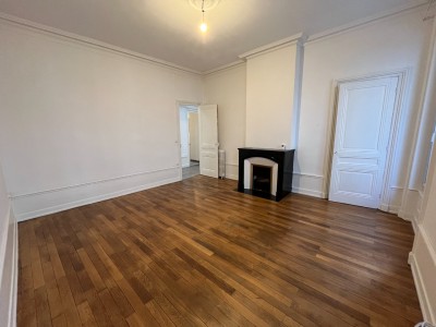 APPARTEMENT T3 - ST ETIENNE CENTRE VILLE - 96.27 m2 - LOUÉ