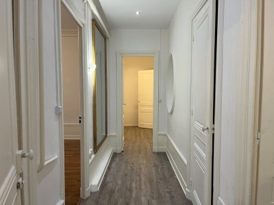 APPARTEMENT T3 - ST ETIENNE CENTRE VILLE - 96.27 m2 - LOUÉ