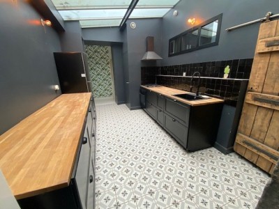 APPARTEMENT T3 - ST ETIENNE CENTRE VILLE - 151.2 m2 - LOUÉ